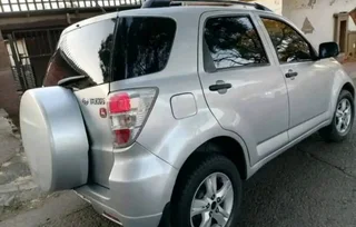 2010 DAIHATSU TERIOS 1.5 MANUAL TRANSMISSION IN EXCELLENT CONDITION