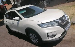 2022 NISSAN XTRAIL 2.5 CVT 4X4 AUTOMATIC TRANSMISSION IN EXCELLENT CONDITION WITH REVERSE CAMERA AND