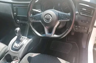 2022 NISSAN XTRAIL 2.5 CVT 4X4 AUTOMATIC TRANSMISSION IN EXCELLENT CONDITION WITH REVERSE CAMERA AND