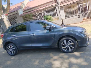 2023 TOYOTA STARLET 1.5 MANUAL TRANSMISSION IN EXCELLENT CONDITION WITH REVERSE CAMERA AND SENSORS