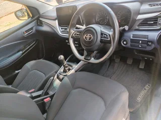 2023 TOYOTA STARLET 1.5 MANUAL TRANSMISSION IN EXCELLENT CONDITION WITH REVERSE CAMERA AND SENSORS