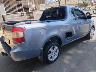 2012 CHEVROLET UTILITY BAKKIE 1.4 MANUAL TRANSMISSION IN EXCELLENT CONDITION