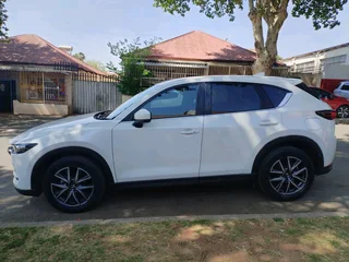 2018 MAZDA CX5 SKYACTIVE TECHNOLOGY 2.0 AUTOMATIC TRANSMISSION IN EXCELLENT CONDITION
