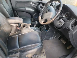 2010 KIA SPORTAGE 2.0 AUTOMATIC TRANSMISSION IN EXCELLENT CONDITION WITH LEATHER SEATS