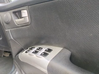 2010 KIA SPORTAGE 2.0 AUTOMATIC TRANSMISSION IN EXCELLENT CONDITION WITH LEATHER SEATS