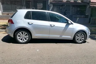 2014 Volkswagen Golf 7 Tsi 1.4 Comfortline Automatic Transmission In Excellent Condition