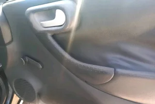 2010 CHEVROLET CORSA UTILITY 1.4 MANUAL TRANSMISSION IN EXCELLENT CONDITION WITH CANOPY