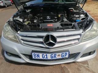 2012 MERCEDES BENZ C180 (204) AUTOMATIC TRANSMISSION IN EXCELLENT CONDITION WITH SPARE KEYS