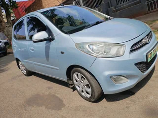 2013 HYUNDAI I10 MANUAL TRANSMISSION 1.2 IN EXCELLENT CONDITION