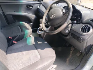 2013 HYUNDAI I10 MANUAL TRANSMISSION 1.2 IN EXCELLENT CONDITION