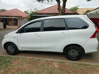 2012 TOYOTA AVANZA 1.5 MANUAL TRANSMISSION IN EXCELLENT CONDITION