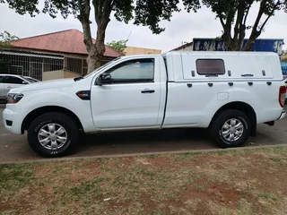 2015 FORD RANGER 2.2 SIX SPEED TDCI SINGLE CAB WITH CANOPY IN EXCELLENT CONDITION