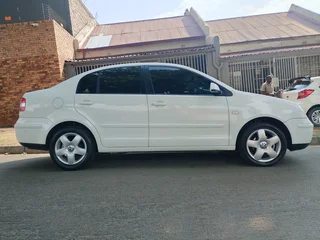 2005 Volkswagen Polo Classic 1.6 Comfortline Manual Transmission In Excellent Condition