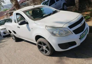 2014 CHEVROLET UTILITY BAKKIE 1.4 MANUAL TRANSMISSION IN EXCELLENT CONDITION