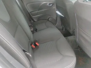 2015 RENAULT CLIO 4 900T MANUAL TRANSMISSION IN EXCELLENT CONDITION