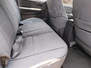 2012 TOYOTA HILUX DOUBLE CAB 3.0 D4D 4X2 MANUAL TRANSMISSION IN EXCELLENT CONDITION