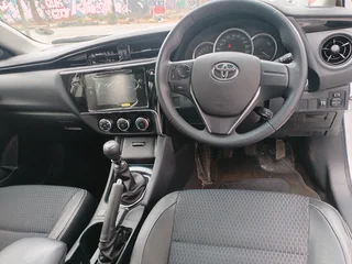 2024 TOYOTA COROLLA PRESTIGE 1.8 MANUAL TRANSMISSION IN EXCELLENT CONDITION WITH REVERSE CAMERA