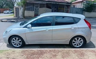 2017 HYUNDAI ACCENT 1.6 AUTOMATIC TRANSMISSION IN EXCELLENT CONDITION WITH REVERSE SENSORS