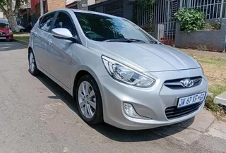 2017 HYUNDAI ACCENT 1.6 AUTOMATIC TRANSMISSION IN EXCELLENT CONDITION WITH REVERSE SENSORS