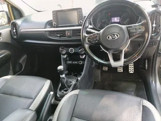 2018 KIA PICANTO 1.0 MANUAL TRANSMISSION IN EXCELLENT CONDITION WITH SPARE KEYS