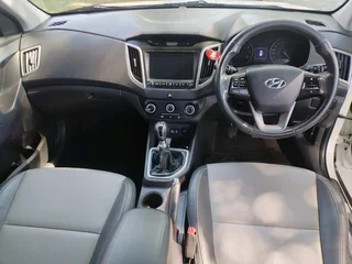 2018 HYUNDAI CRETA 1.6 MANUAL TRANSMISSION WITH REVERSE CAMERA AND SENSORS