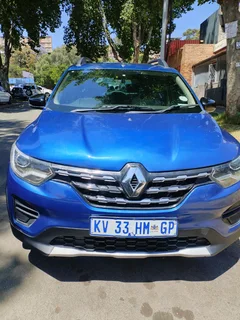 2022 RENAULT TRIBER 1.0 MANUAL TRANSMISSION IN EXCELLENT CONDITION WITH SERVICE BOOK