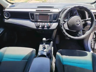 2017 TOYOTA RAV4 AUTOMATIC TRANSMISSION IN EXCELLENT CONDITION