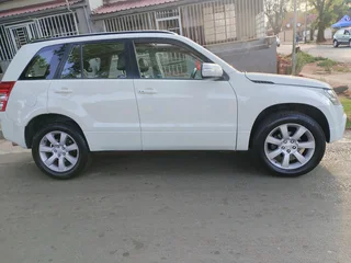 2008 Suzuki Grand Vitara 3.2 V 6 4x4 Automatic Transmission In Excellent Condition With Sun Roof