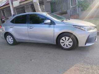 2021 TOYOTA COROLLA QUEST 1.8 MANUAL TRANSMISSION IN EXCELLENT CONDITION WITH SERVICE BOOK