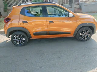 2022 RENAULT KWID CLIMBER 1.0 MANUAL TRANSMISSION IN EXCELLENT CONDITION WITH SERVICE BOOK