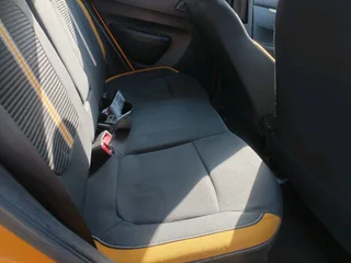 2022 RENAULT KWID CLIMBER 1.0 MANUAL TRANSMISSION IN EXCELLENT CONDITION WITH SERVICE BOOK