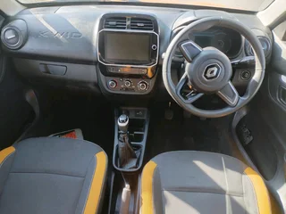2022 RENAULT KWID CLIMBER 1.0 MANUAL TRANSMISSION IN EXCELLENT CONDITION WITH SERVICE BOOK
