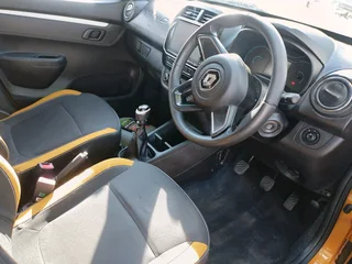2022 RENAULT KWID CLIMBER 1.0 MANUAL TRANSMISSION IN EXCELLENT CONDITION WITH SERVICE BOOK
