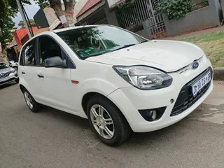 2011 FORD FIGO 1.4 MANUAL TRANSMISSION IN EXCELLENT CONDITION