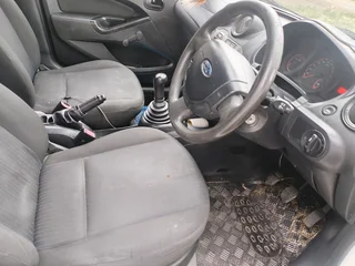 2011 FORD FIGO 1.4 MANUAL TRANSMISSION IN EXCELLENT CONDITION