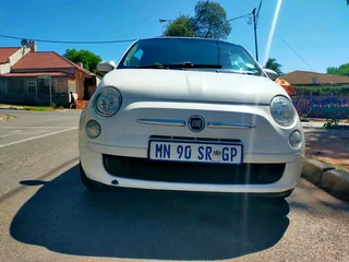 2017 FIAT 500 AUTOMATIC TRANSMISSION IN EXCELLENT CONDITION