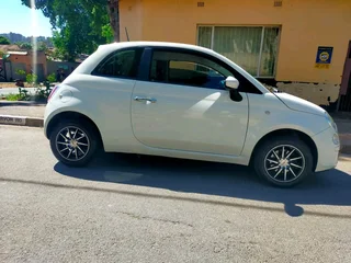 2017 FIAT 500 AUTOMATIC TRANSMISSION IN EXCELLENT CONDITION