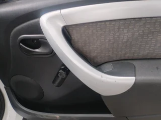 2012 NISSAN NP200 BAKKIE 1.6 IN EXCELLENT CONDITION