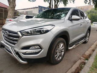 2018 HYUNDAI TUCSON 2.0 AUTOMATIC TRANSMISSION IN EXCELLENT CONDITION