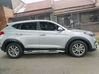 2018 HYUNDAI TUCSON 2.0 AUTOMATIC TRANSMISSION IN EXCELLENT CONDITION