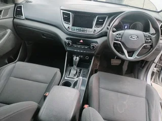 2018 HYUNDAI TUCSON 2.0 AUTOMATIC TRANSMISSION IN EXCELLENT CONDITION