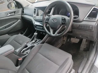 2018 HYUNDAI TUCSON 2.0 AUTOMATIC TRANSMISSION IN EXCELLENT CONDITION