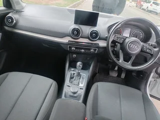 2020 AUDI Q2 1.0 30TFSI AUTOMATIC TRANSMISSION IN EXCELLENT CONDITION WITH REVERSE SENSORS