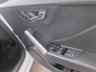 2020 AUDI Q2 1.0 30TFSI AUTOMATIC TRANSMISSION IN EXCELLENT CONDITION WITH REVERSE SENSORS