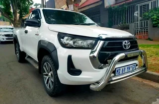 2021 TOYOTA HILUX SINGLE CAB 2.4 GD6 4X2 HI RIDER MANUAL TRANSMISSION IN EXCELLENT CONDITION