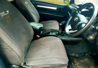 2021 TOYOTA HILUX SINGLE CAB 2.4 GD6 4X2 HI RIDER MANUAL TRANSMISSION IN EXCELLENT CONDITION