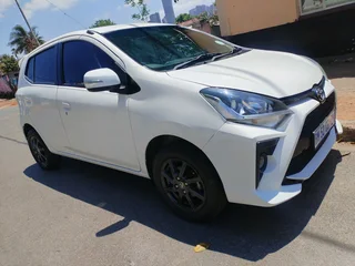 2023 TOYOTA AGYA 1.0 MANUAL TRANSMISSION IN EXCELLENT CONDITION WITH SERVICE BOOK AND SPARE KEYS