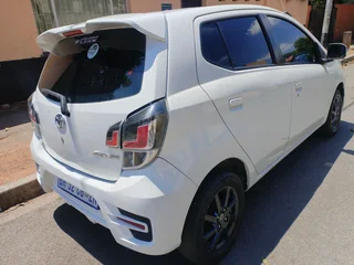 2023 TOYOTA AGYA 1.0 MANUAL TRANSMISSION IN EXCELLENT CONDITION WITH SERVICE BOOK AND SPARE KEYS