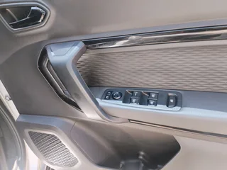 2023 RENAULT KIGER 1.0 TURBO AUTOMATIC TRANSMISSION IN EXCELLENT CONDITION WITH SERVICE BOOK