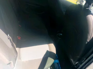 2014 HYUNDAI I20 MANUAL TRANSMISSION IN EXCELLENT CONDITION